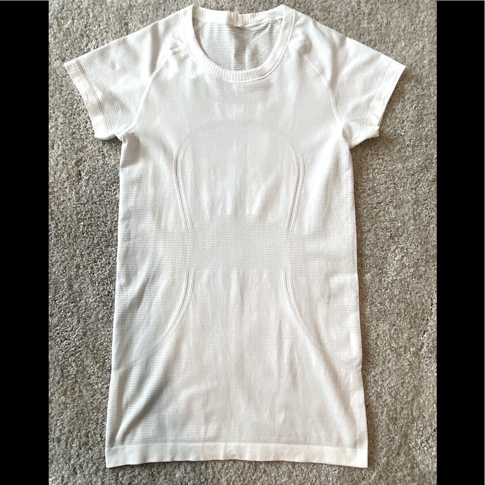 LuluLemon Swiftly Tech Short Sleeve Top